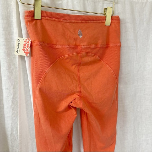 NWT Free People Movement Hot Shot Leggings S - Picture 4 of 4